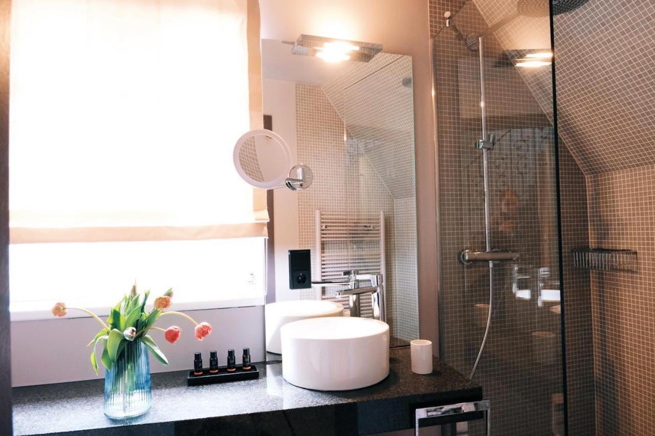 Single Room with Shower,1100431620:JPEG